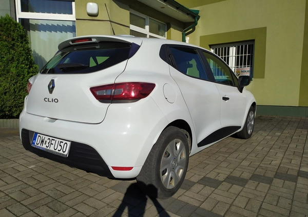 Renault Clio cena 25900 przebieg: 220000, rok produkcji 2018 z Pabianice małe 46